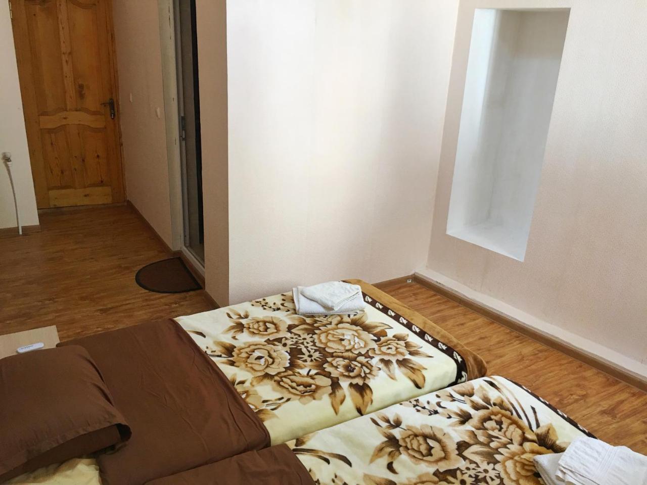 Teo Guesthouse And Camping In メスティア エクステリア 写真